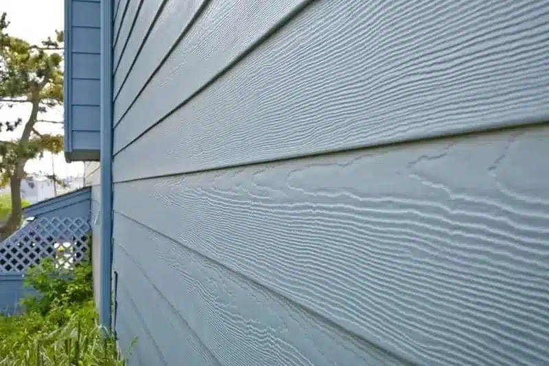 zoomed in view of horizontal lap siding